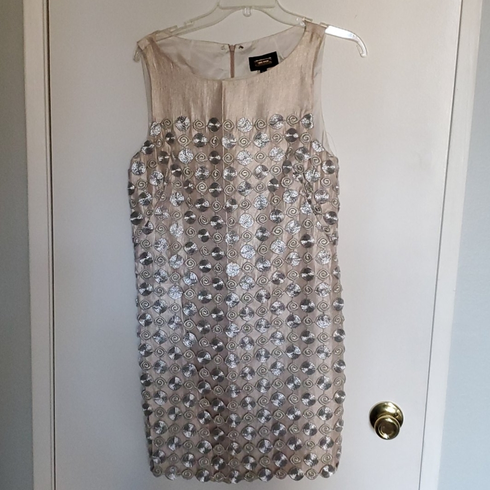 Alexia Admor Dress - Picture 2 of 6